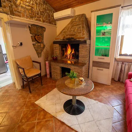 'frane' Mit Eigenem Pool By Interhome