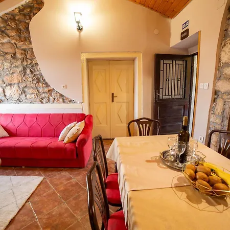 'frane' Mit Eigenem Pool By Interhome Nyaraló *