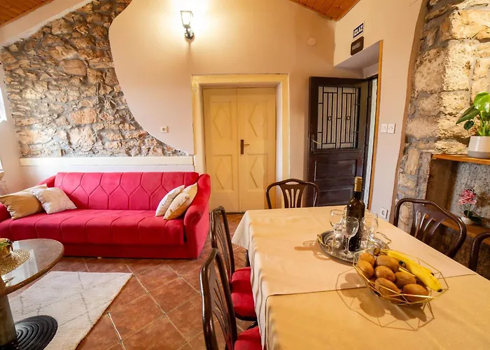 'frane' Mit Eigenem Pool By Interhome Vikendica *