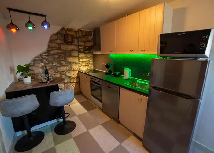 'frane' Mit Eigenem Pool By Interhome Rakotule