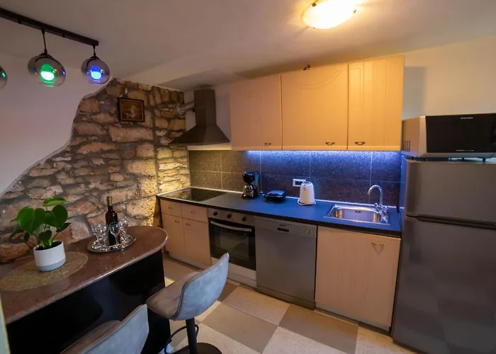 'frane' Mit Eigenem Pool By Interhome Feriehus Rakotule